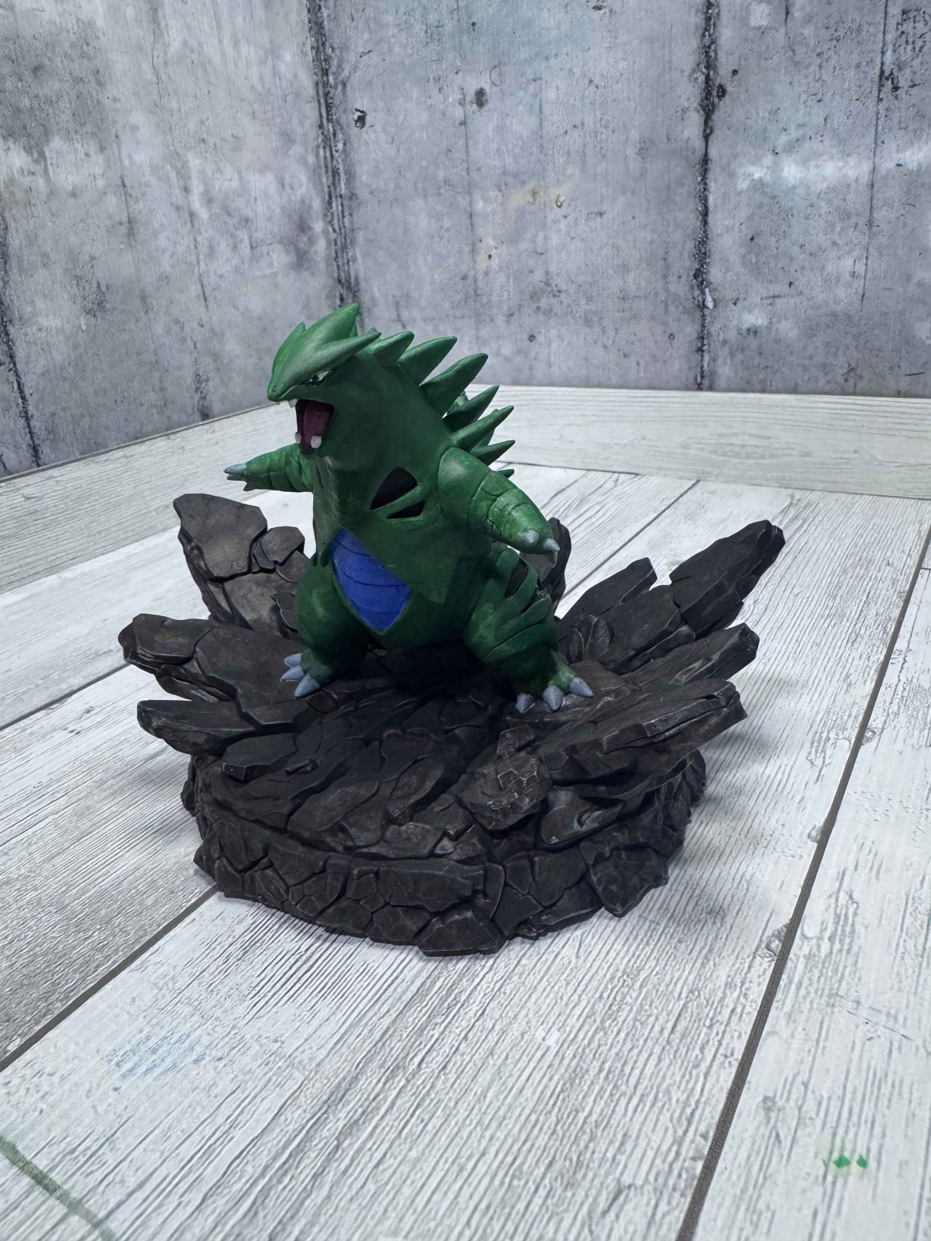Diorama Tyranitar - Pezzo unico