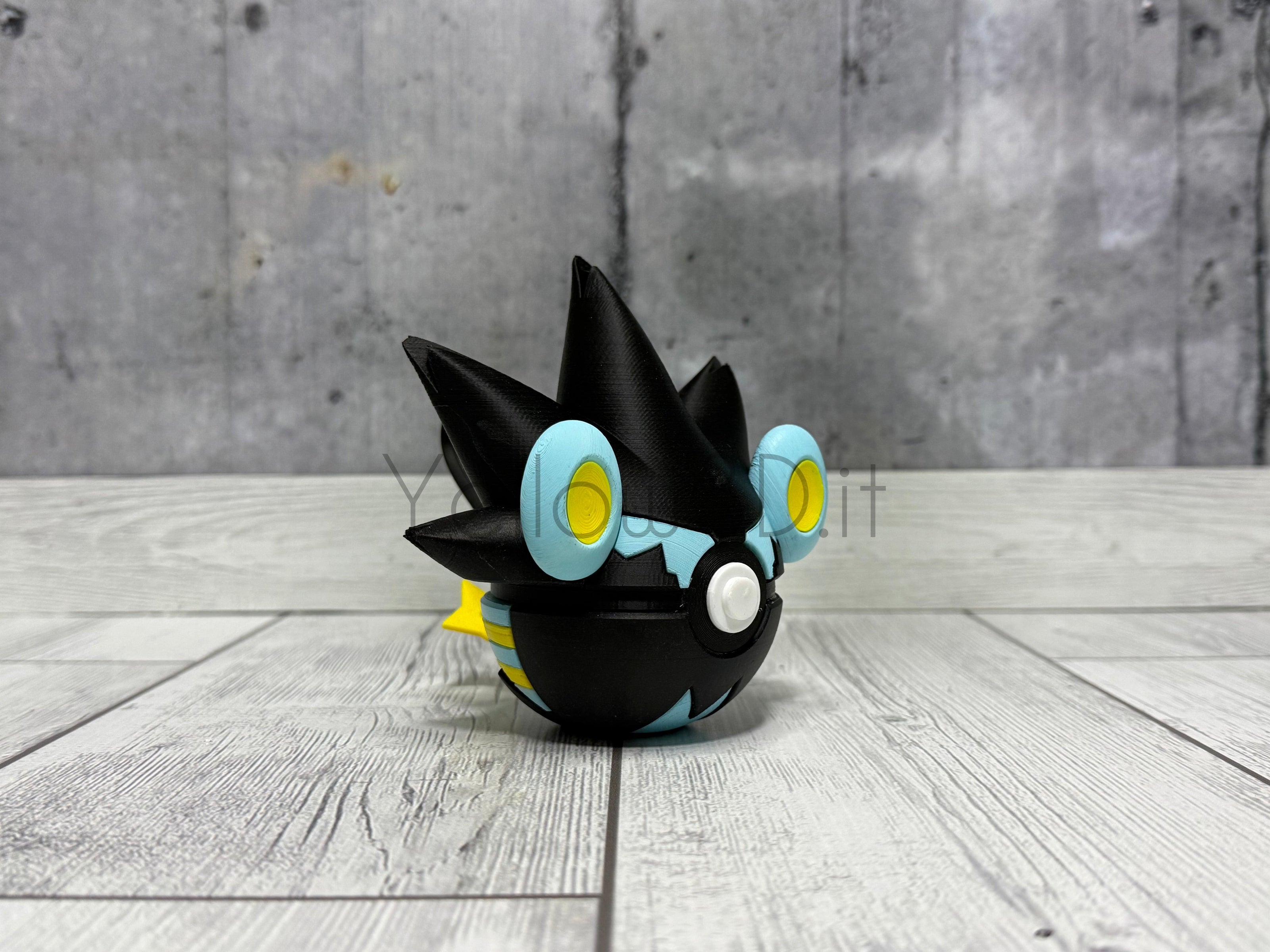 405. Luxray Fusionball Fanart