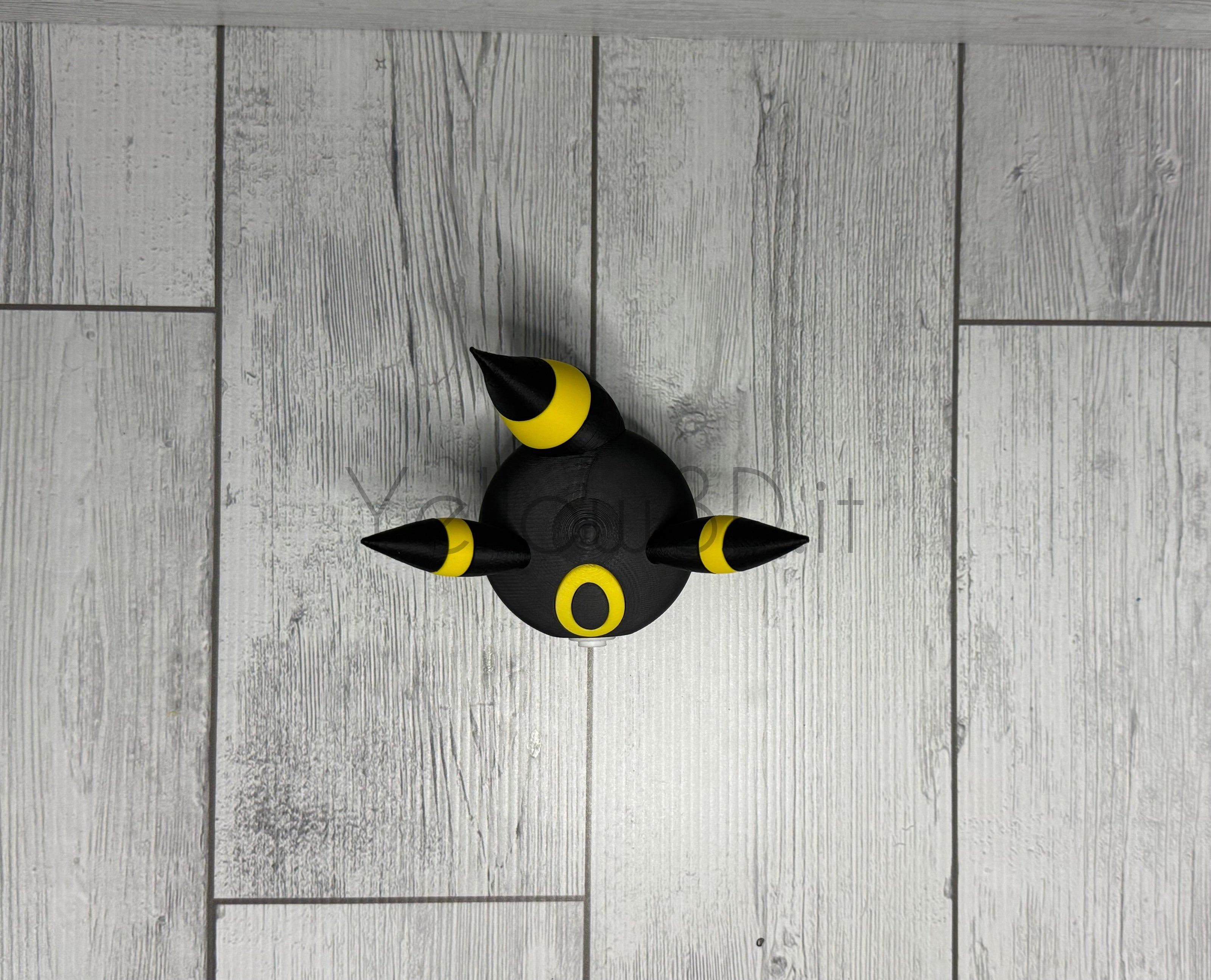 197. Umbreon Fusionball Fanart